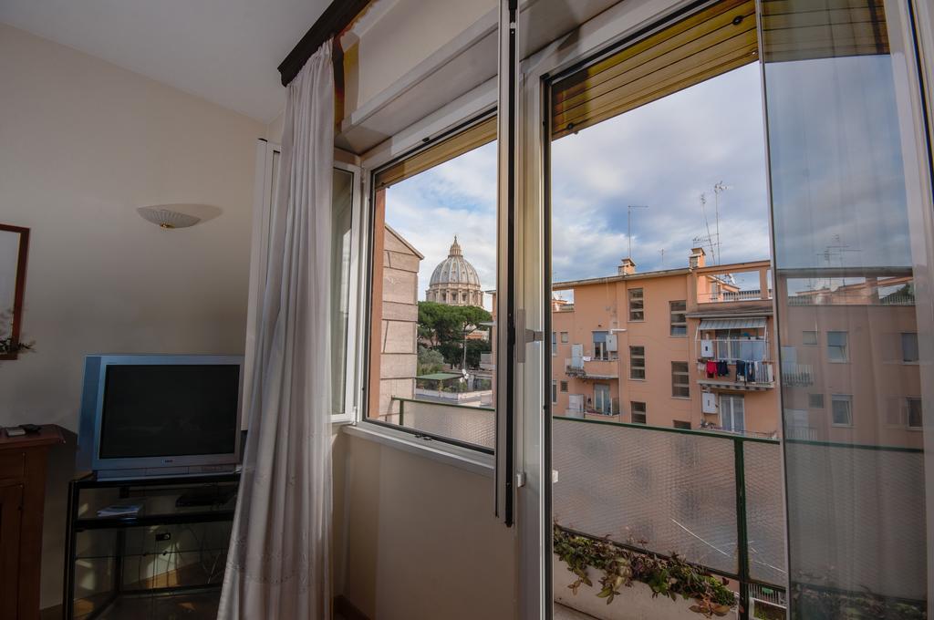 Vatican Balcony Apartment Roma Ngoại thất bức ảnh